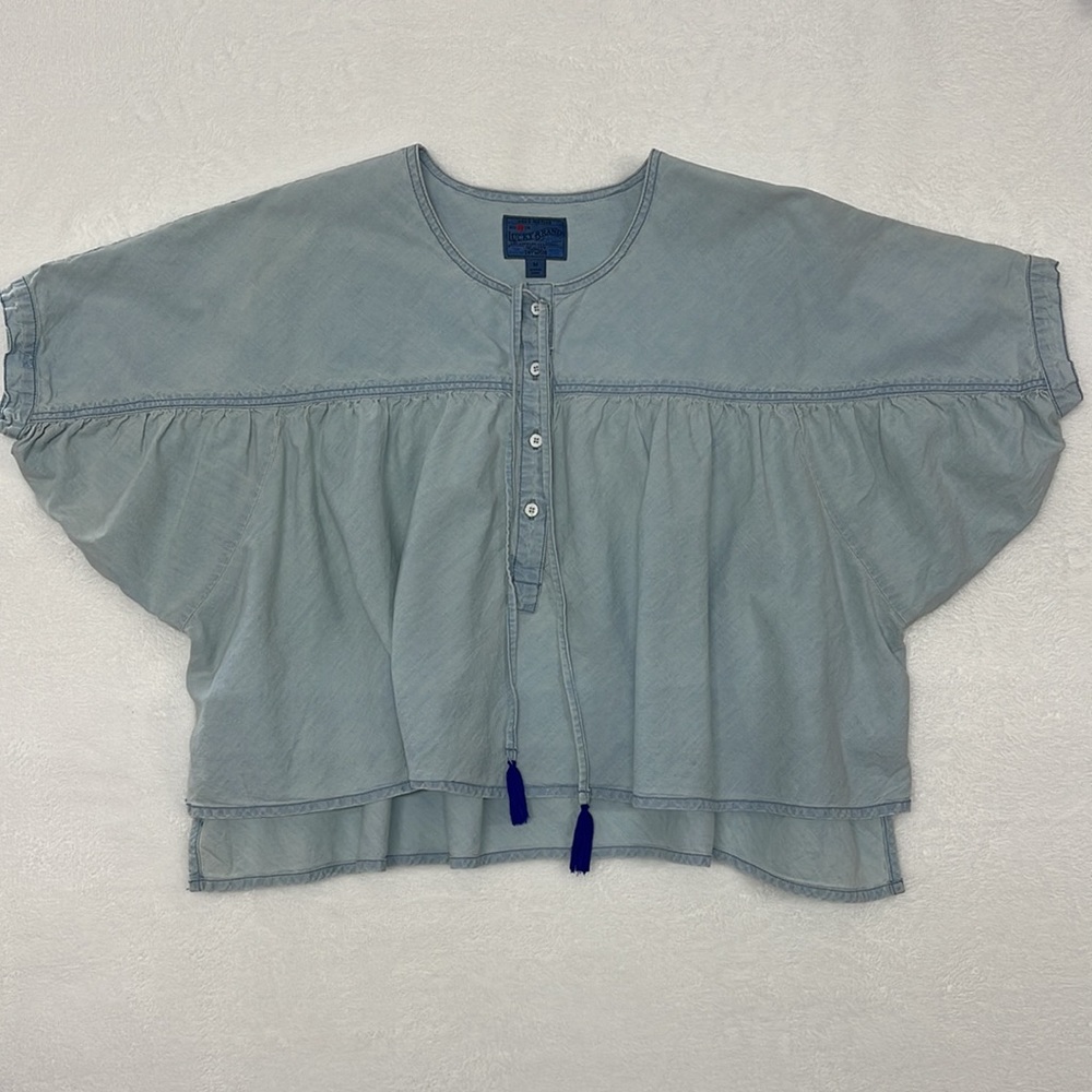 Lucky Brand Women's Shirred Button Front Chambray Top sz Medium
